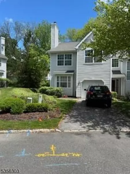 21 Winding Brook Rd, Hamburg, NJ 07419