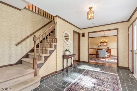 47 Fenview Rd, Gillette, NJ 07933 photo 5