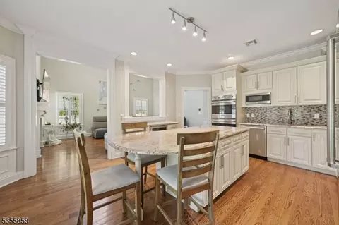 2 Bernadette Ct, Springfield, NJ 07081 photo 11