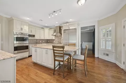 2 Bernadette Ct, Springfield, NJ 07081 photo 8