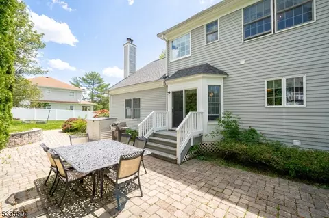 15 Bedminster Ter, Bedminster, NJ 07921 photo 8