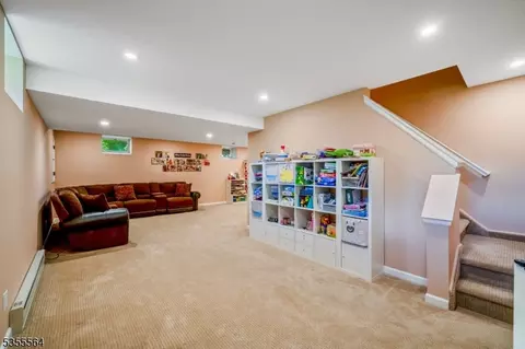 15 Bedminster Ter, Bedminster, NJ 07921 photo 43