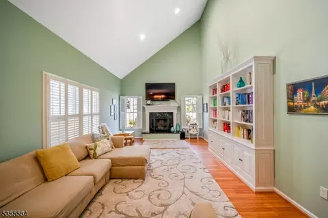 15 Bedminster Ter, Bedminster, NJ 07921 photo 30