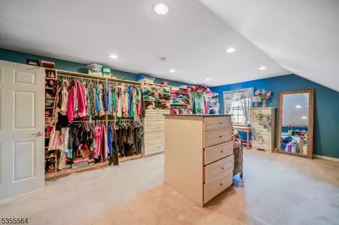 15 Bedminster Ter, Bedminster, NJ 07921 photo 40