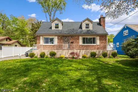 8 Ute Ave, Parsippany-troy Hills Twp, NJ 07034