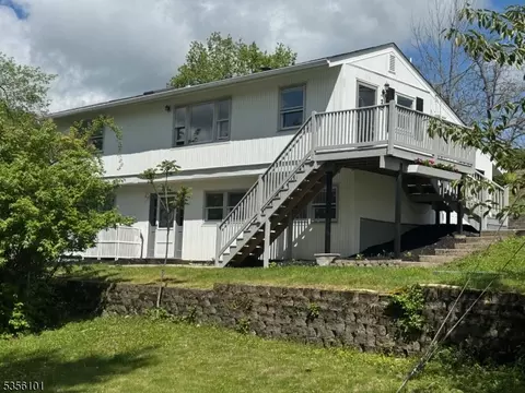 25 Ivy Pl, Glenwood, NJ 07418