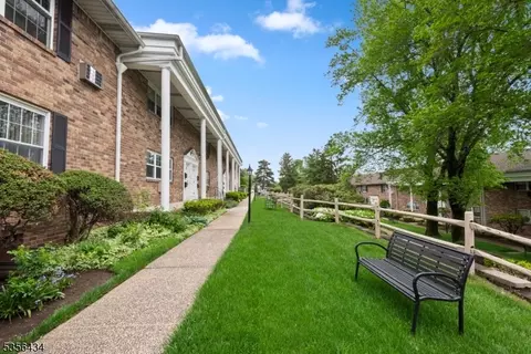 74 E Maple St, Teaneck, NJ 07666 photo 14