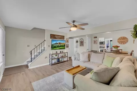 306 Stonegate Ln #306, Stanhope, NJ 07874 photo 5