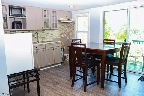 33 35 Grant St, Dover, NJ 07801 photo 8
