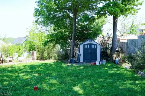 33 35 Grant St, Dover, NJ 07801 photo 10