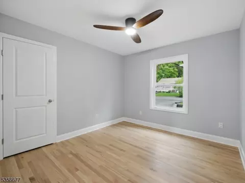 5 Pine Ter, Wayne, NJ 07470 photo 11