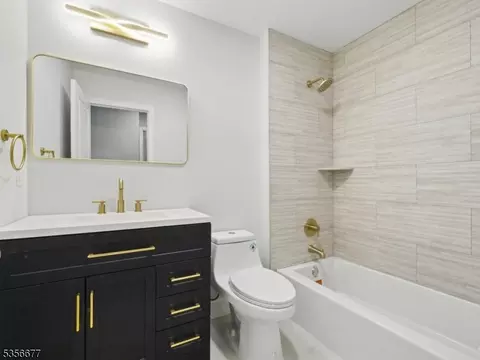 5 Pine Ter, Wayne, NJ 07470 photo 13