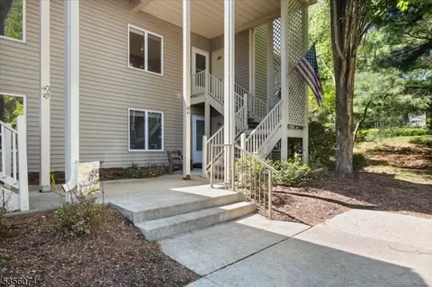 41 Troon Ter, Annandale, NJ 08801