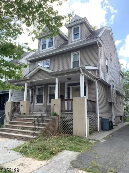 35 N 16th St, East Orange, NJ 07017