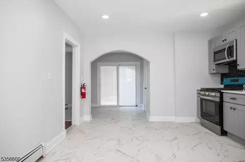 834 W 5th St, Plainfield, NJ 07063 photo 3