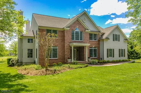 15 Bull Creek Ct, Skillman, NJ 08558