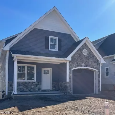 14 Birdie Ln, Boonton Town, NJ 07005