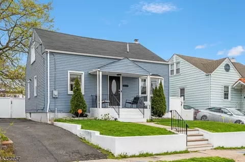1702 Mildred Ave, Linden, NJ 07036