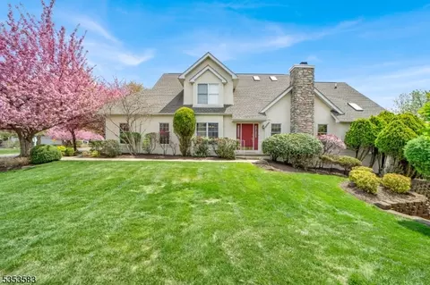 7 Georgetown Ct, Basking Ridge, NJ 07920