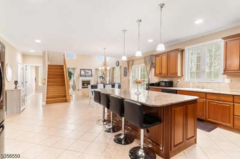  302 Emeline Way, Greenwich Twp, NJ 08886 photo 13
