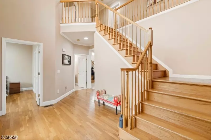  302 Emeline Way, Greenwich Twp, NJ 08886 photo 3