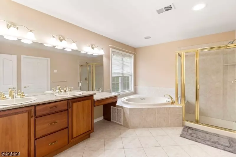 302 Emeline Way, Greenwich Twp, NJ 08886 photo 23