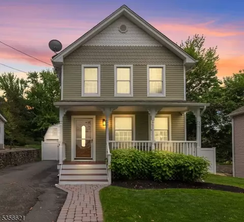 16 Jefferson St, Rockaway, NJ 07866