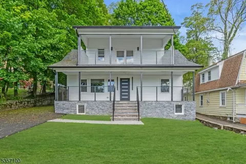 162 Lakeside Blvd, Hopatcong, NJ 07843