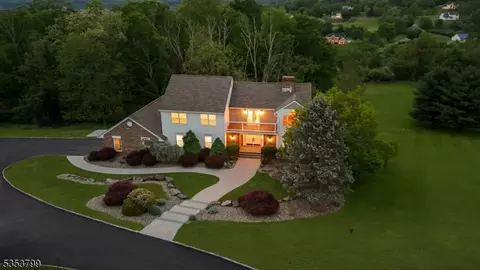 152 Hickory Corner Rd, Milford, NJ 08848