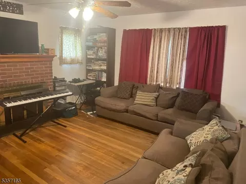 131 Berkeley Ter, Plainfield, NJ 07062 photo 8