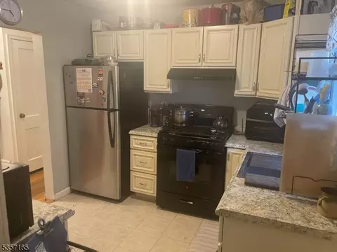 131 Berkeley Ter, Plainfield, NJ 07062 photo 9