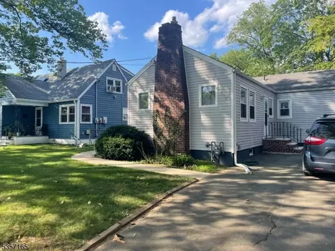 131 Berkeley Ter, Plainfield, NJ 07062 photo 2