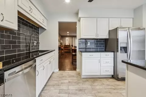 238 Aycrigg Ave #C, Passaic, NJ 07055