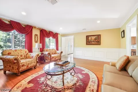 33 Sylvan Dr, Pine Brook, NJ 07058 photo 5