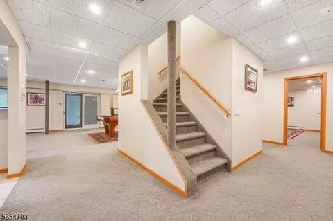 33 Sylvan Dr, Pine Brook, NJ 07058 photo 28