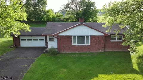 14 Mcentee Rd, Milford, NJ 08848