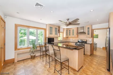 83 Maple Ave, Wayne, NJ 07470 photo 20