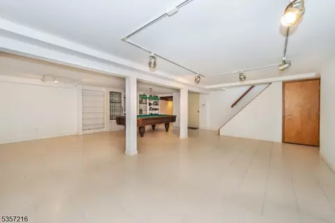 83 Maple Ave, Wayne, NJ 07470 photo 31