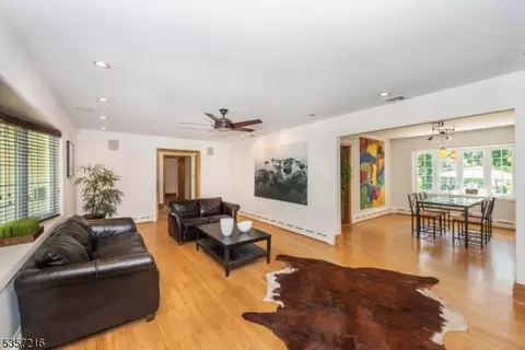 83 Maple Ave, Wayne, NJ 07470 photo 14