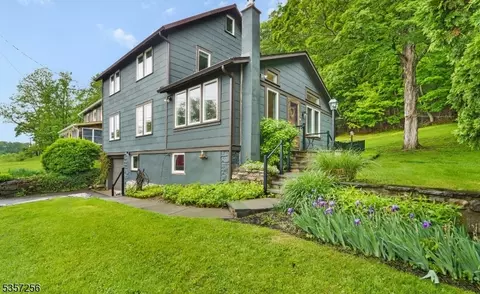 955 Stillwater Rd, Newton, NJ 07860
