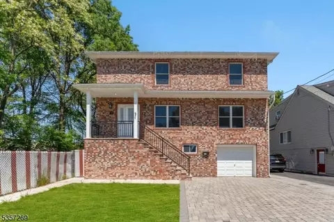 8 Bertolotto Ave, Little Ferry, NJ 07643