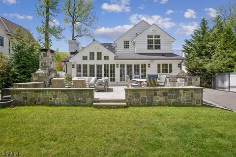100 Larned Rd, Summit, NJ 07901 photo 38