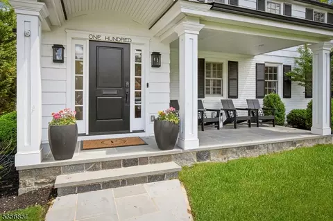 100 Larned Rd, Summit, NJ 07901 photo 2