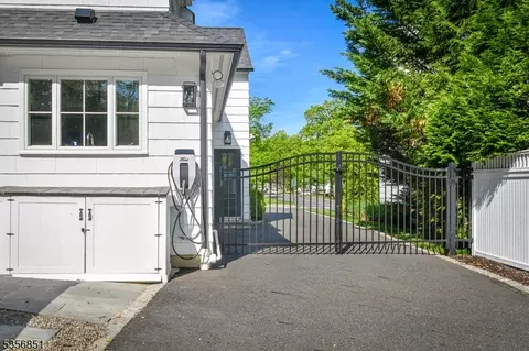 100 Larned Rd, Summit, NJ 07901 photo 40