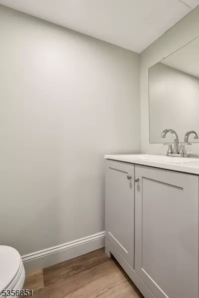 100 Larned Rd, Summit, NJ 07901 photo 34