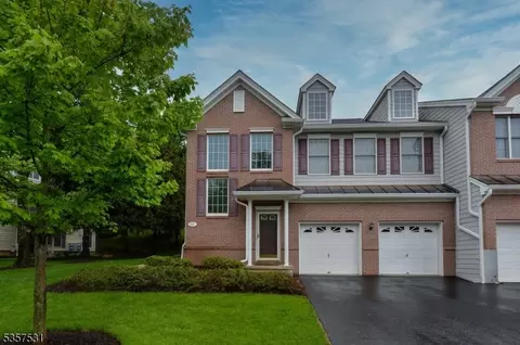 57 Pine Lake Terr Ct057, Westwood, NJ 07675