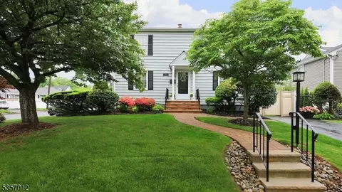 1036 Columbus Ave, Westfield, NJ 07090