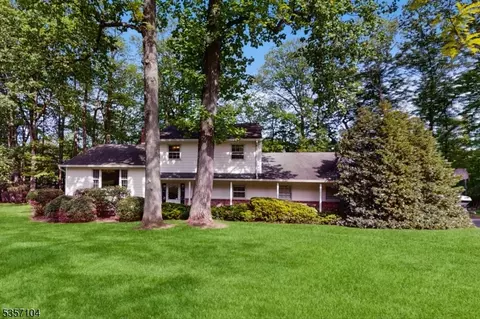 655 Kennedy Dr, Township Of Washington, NJ 07676