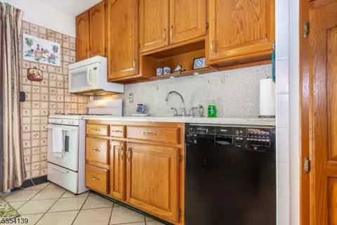 65 Brandon Ave, Wayne, NJ 07470 photo 10