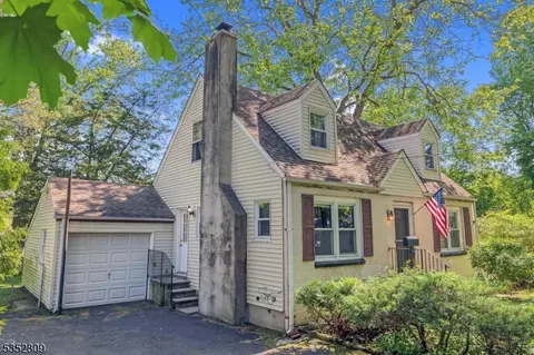16 Kent Pl, North Plainfield, NJ 07063 photo 32